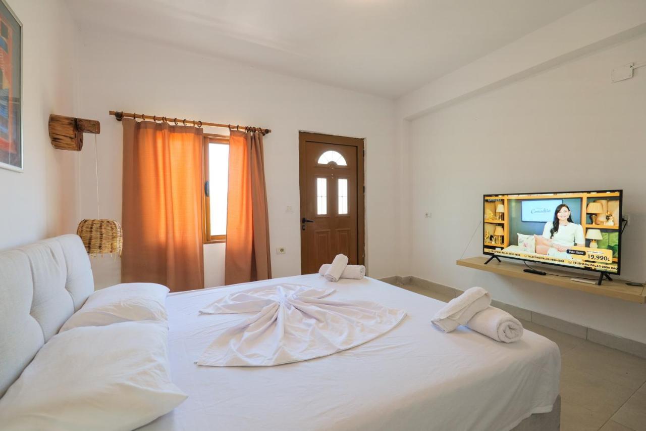 كساميل Garden Villa Lake Side & Glamping المظهر الخارجي الصورة