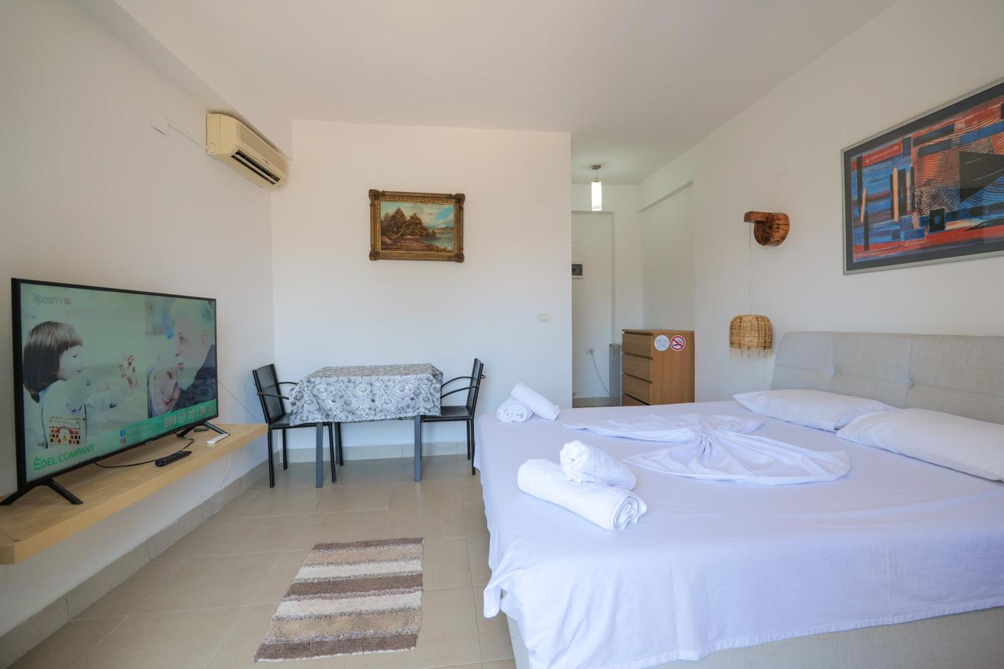 كساميل Garden Villa Lake Side & Glamping المظهر الخارجي الصورة