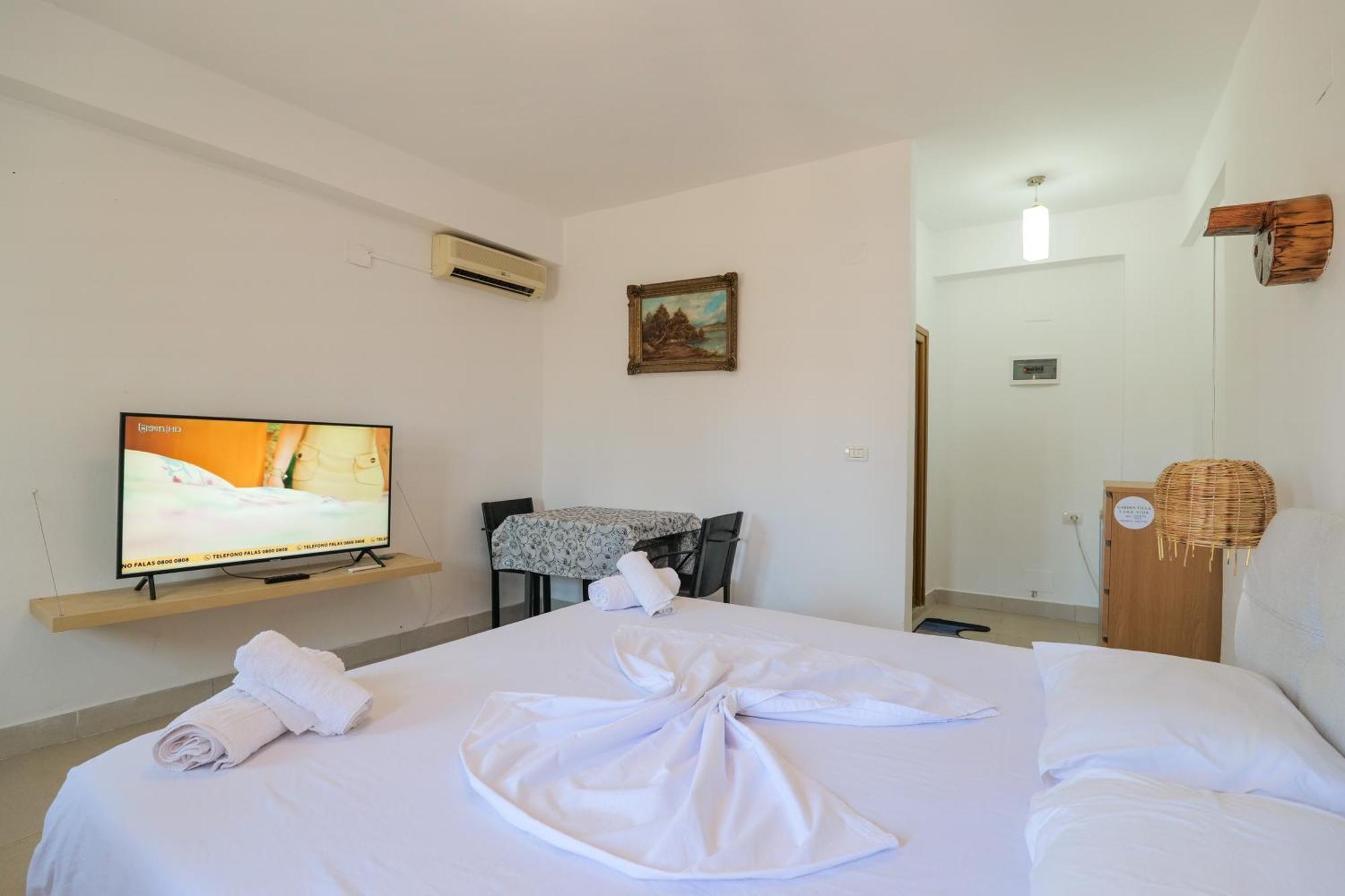 كساميل Garden Villa Lake Side & Glamping المظهر الخارجي الصورة