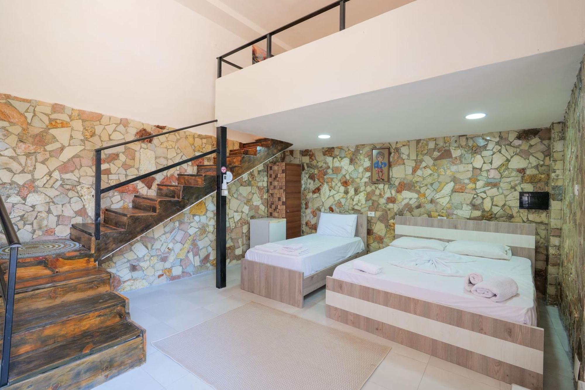 كساميل Garden Villa Lake Side & Glamping المظهر الخارجي الصورة