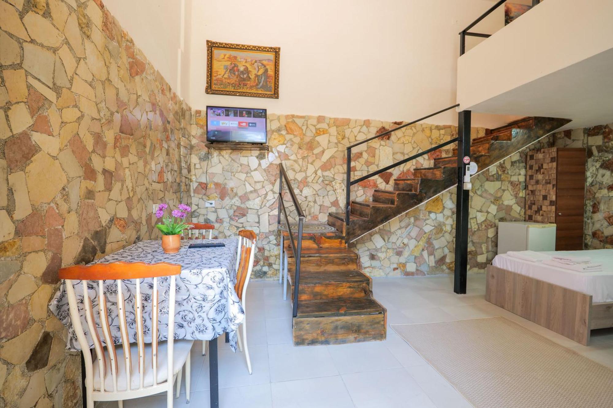كساميل Garden Villa Lake Side & Glamping المظهر الخارجي الصورة