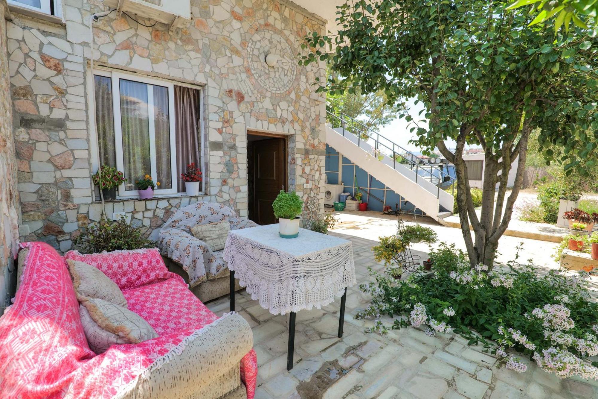 كساميل Garden Villa Lake Side & Glamping المظهر الخارجي الصورة