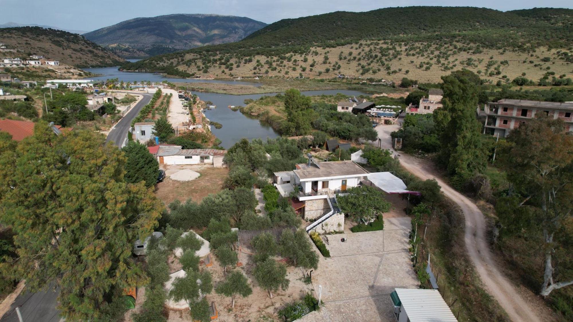 كساميل Garden Villa Lake Side & Glamping المظهر الخارجي الصورة