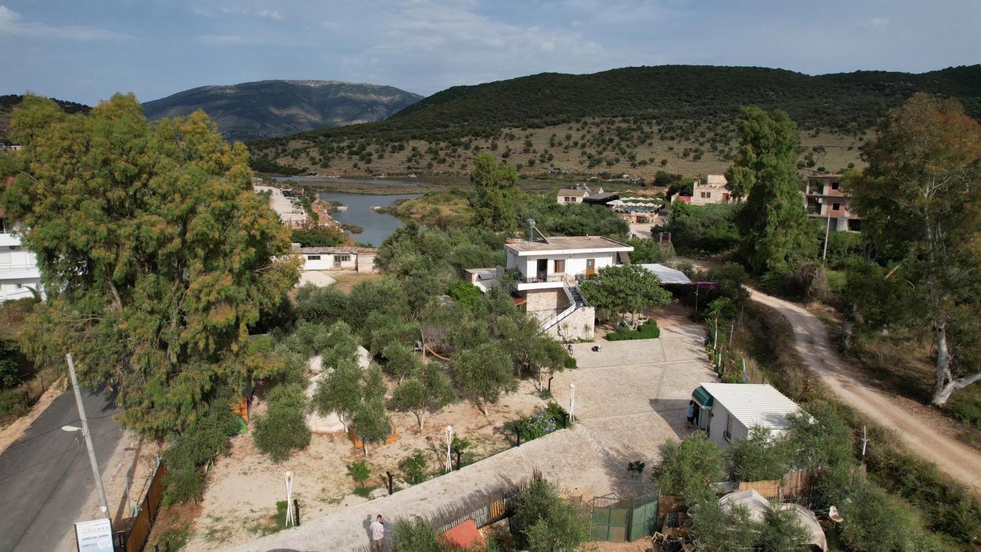 كساميل Garden Villa Lake Side & Glamping المظهر الخارجي الصورة
