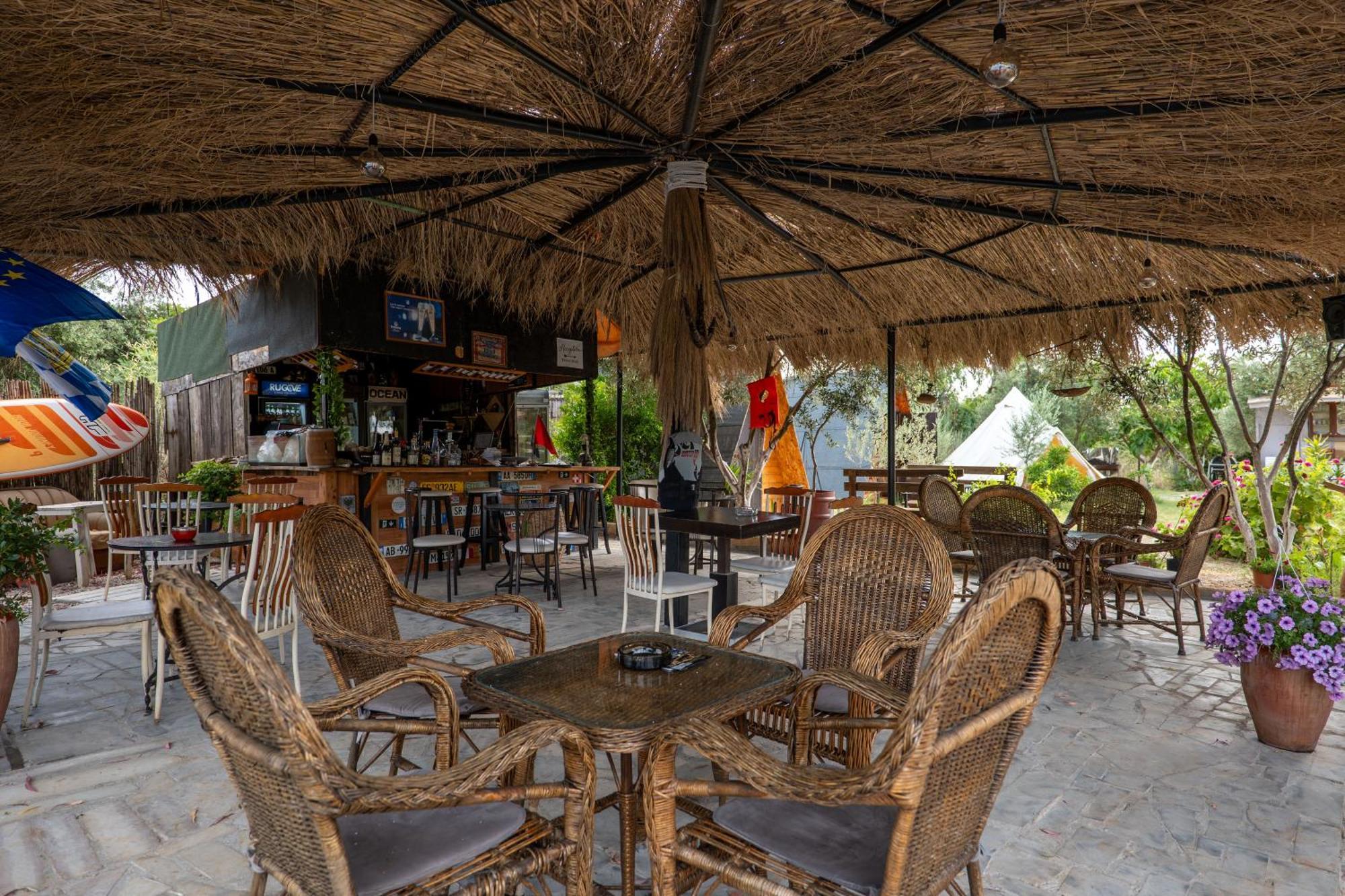 كساميل Garden Villa Lake Side & Glamping المظهر الخارجي الصورة
