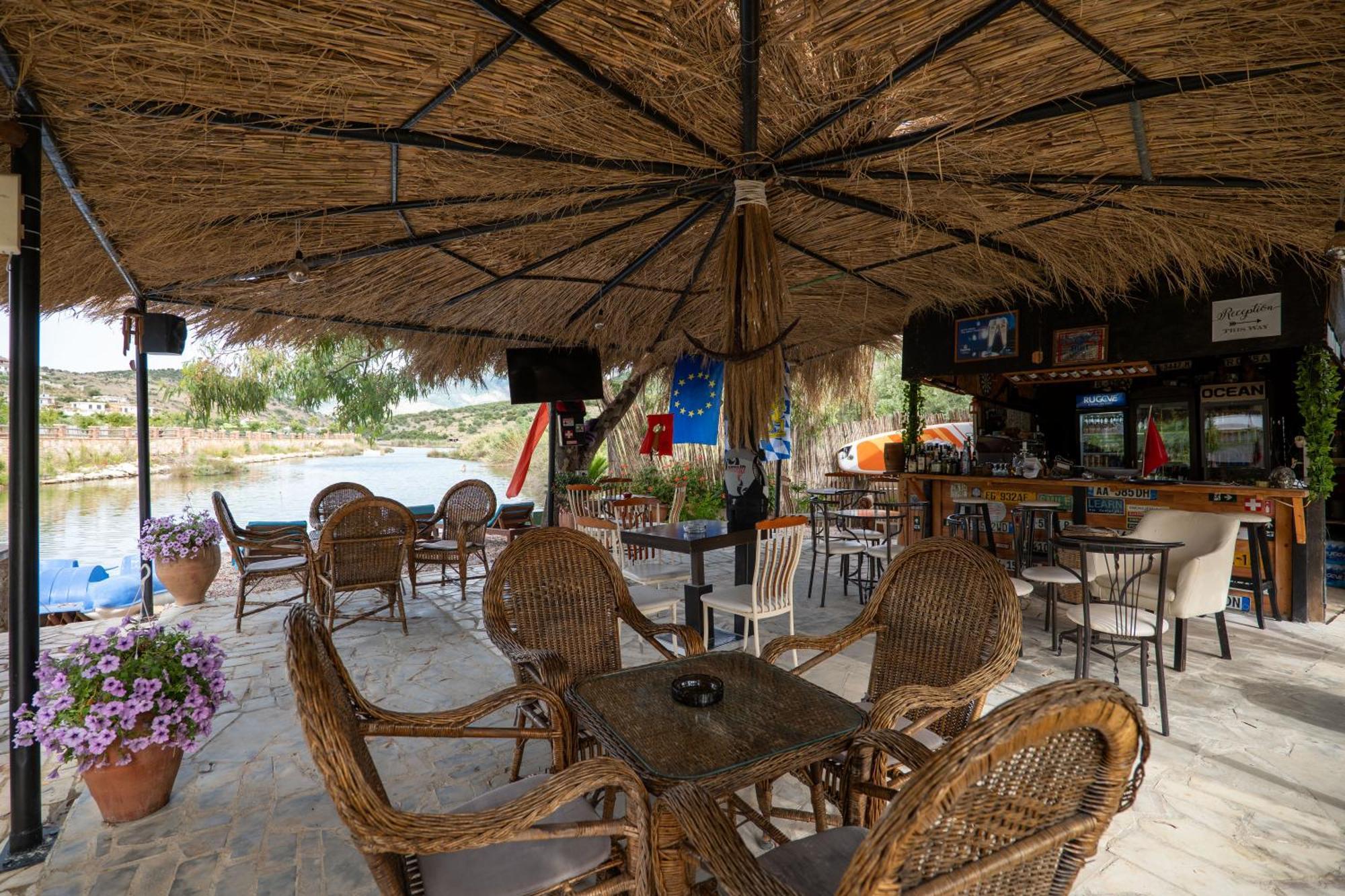 كساميل Garden Villa Lake Side & Glamping المظهر الخارجي الصورة