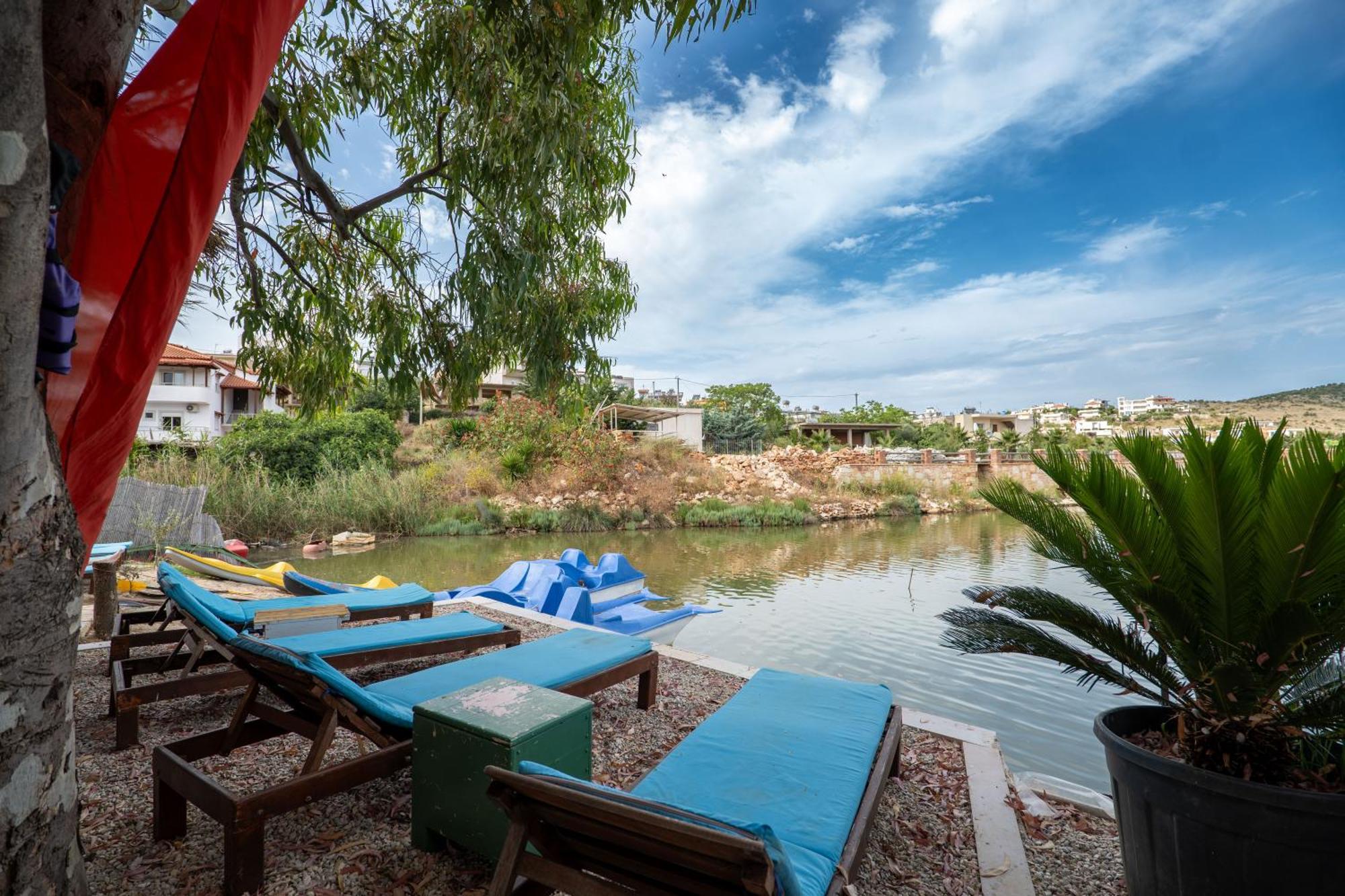 كساميل Garden Villa Lake Side & Glamping المظهر الخارجي الصورة